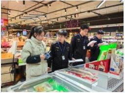 江西省會(huì)昌縣市場(chǎng)監(jiān)管局開展節(jié)日食品安全專項(xiàng)檢查