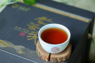 2017年潤(rùn)元昌臻品老茶頭禮盒裝熟茶600克 盒 價(jià)格,多少錢 茶窩網(wǎng) 正品普洱茶商城